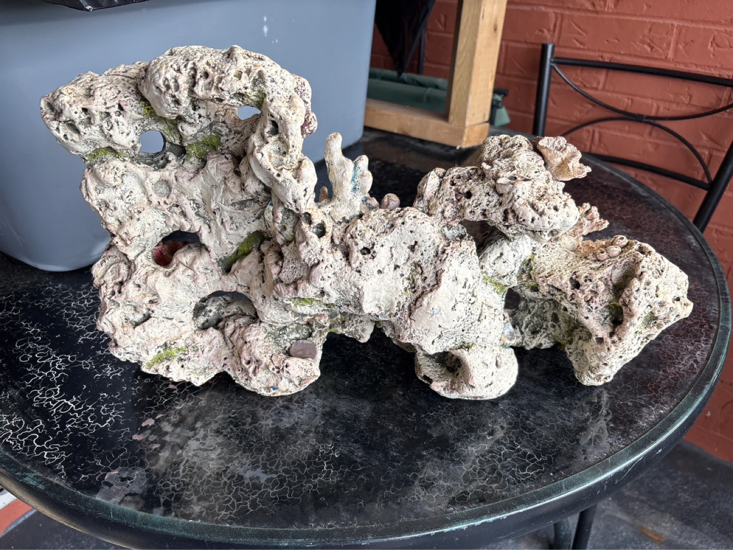Aquarium Decoration Rock with Coral Accents - photo 2