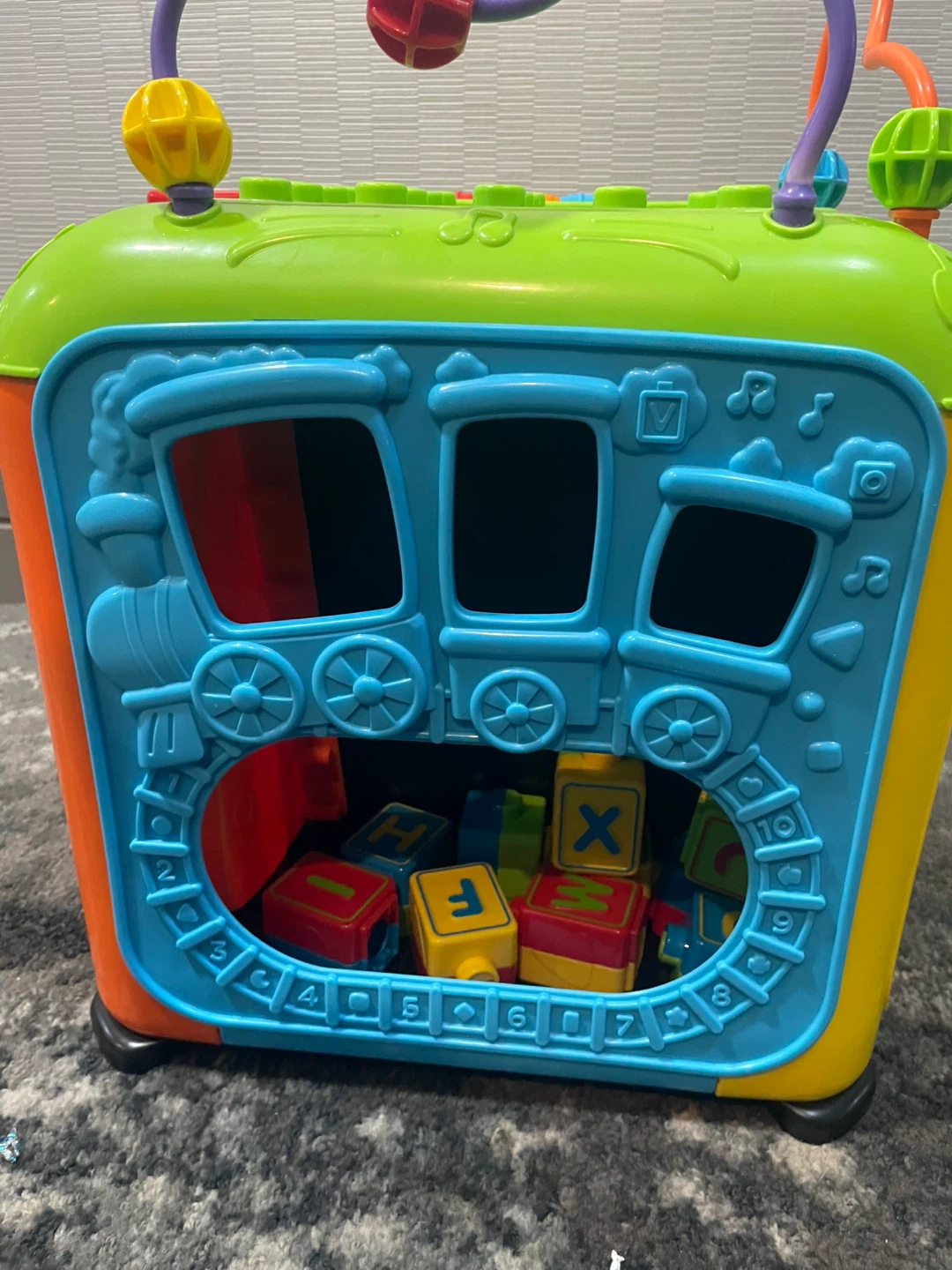 VTech Ultimate Alphabet Activity Cube - photo 5