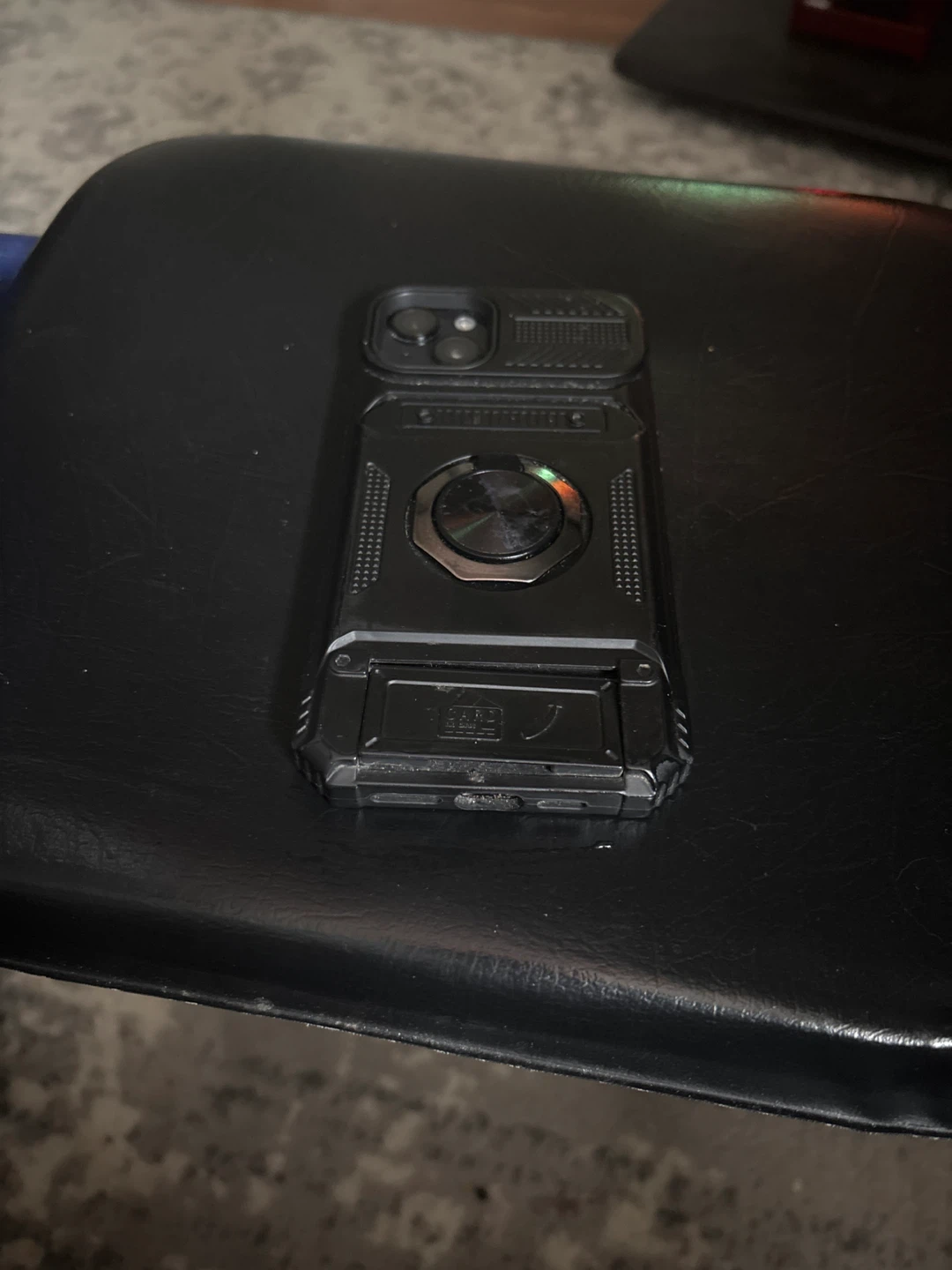 iPhone 15 Plus - photo 2