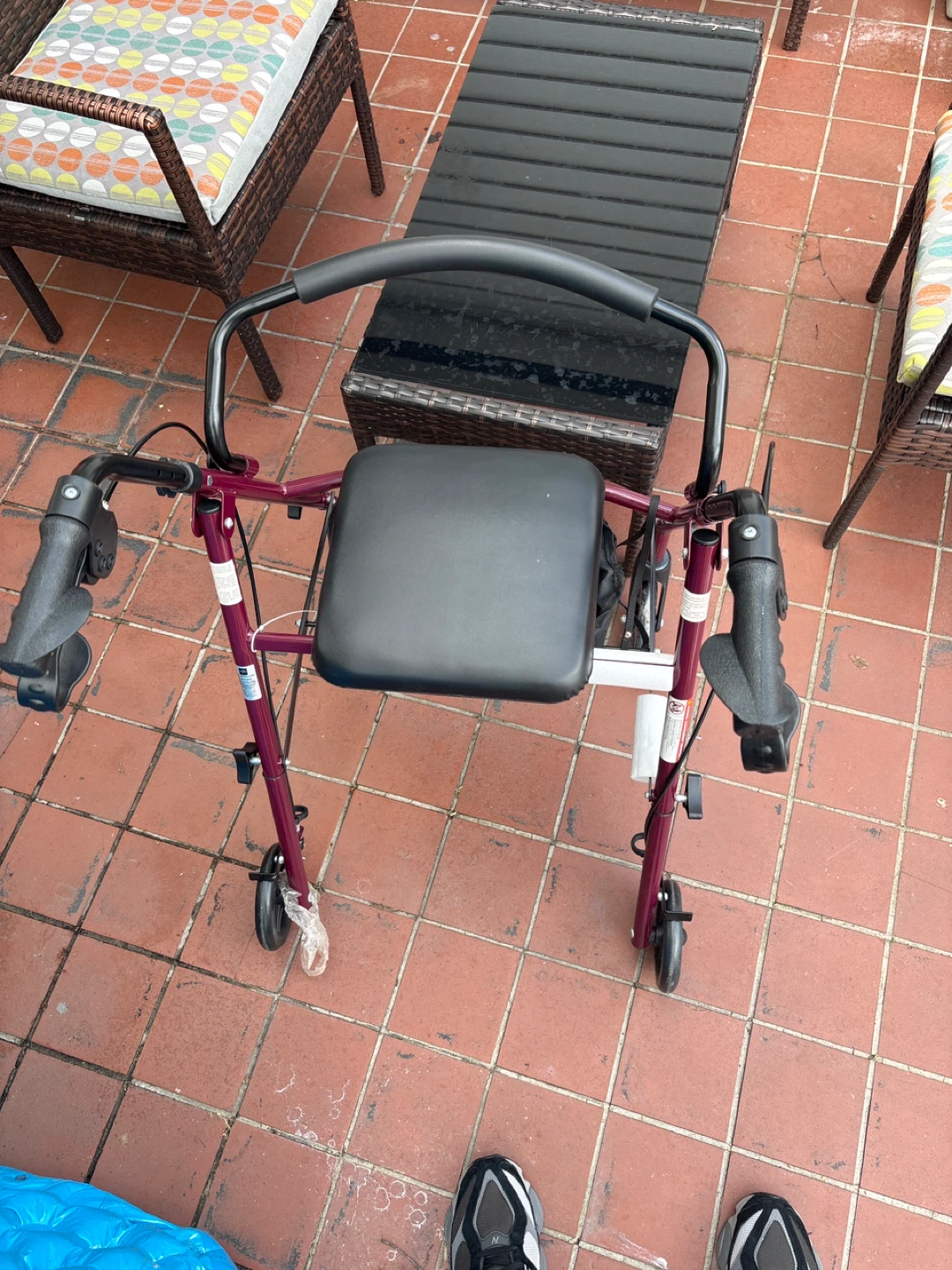 Mobility Walker with Seat - photo 2