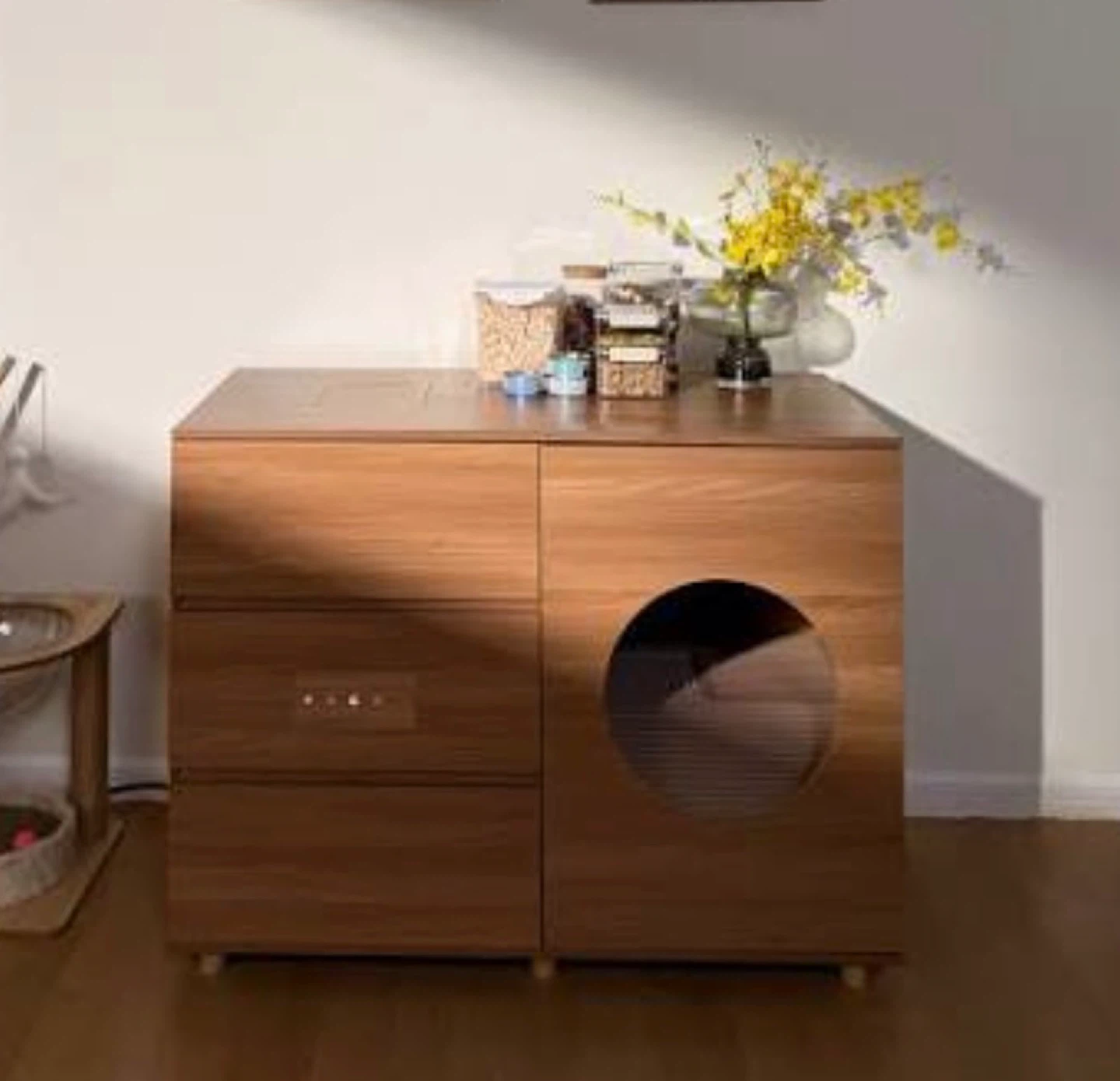 Furihome automatic Wooden Litter Box Enclosure Cabinet