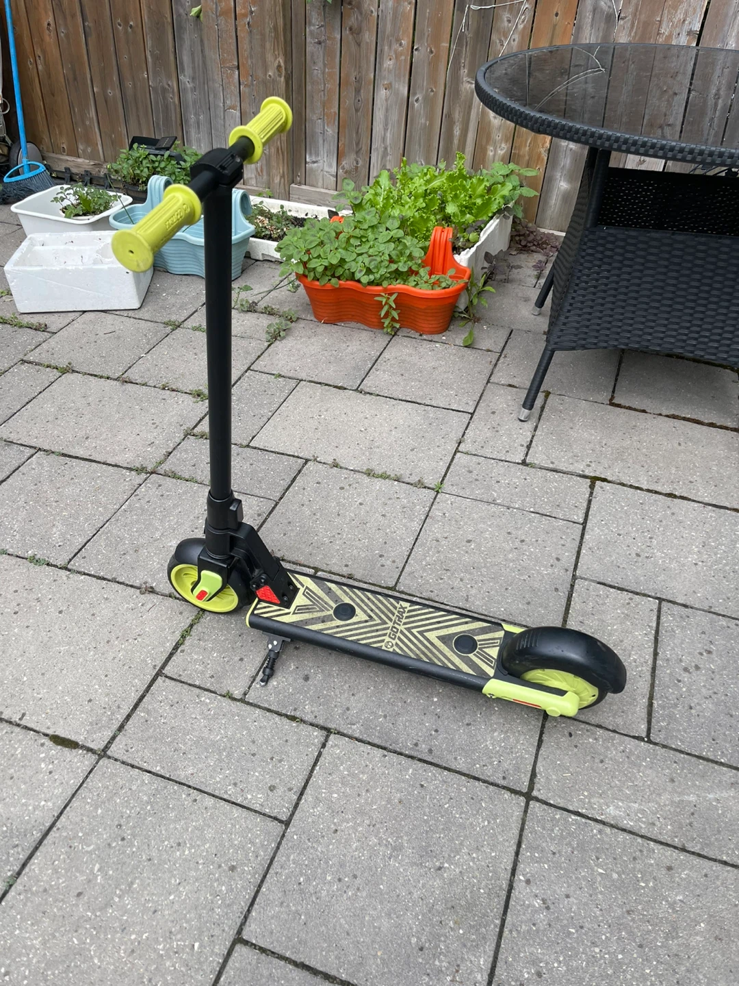 GOTRAX Kids E-Scooter