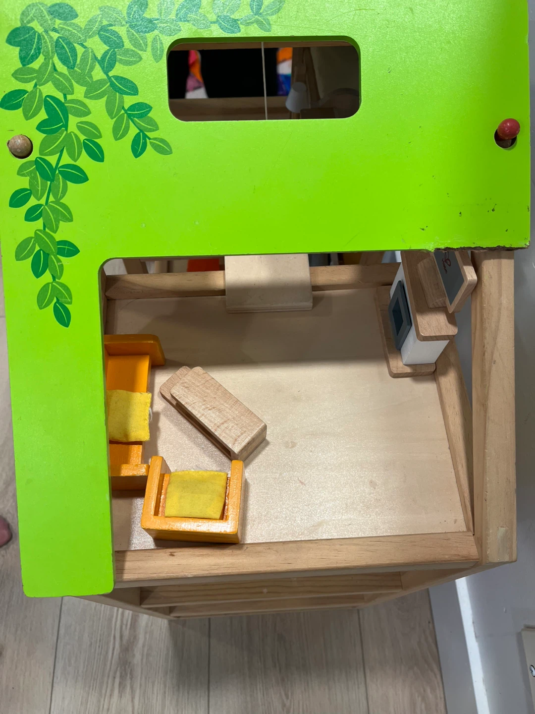 Hape Wooden Dollhouse with Furniture and Dolls - photo 5