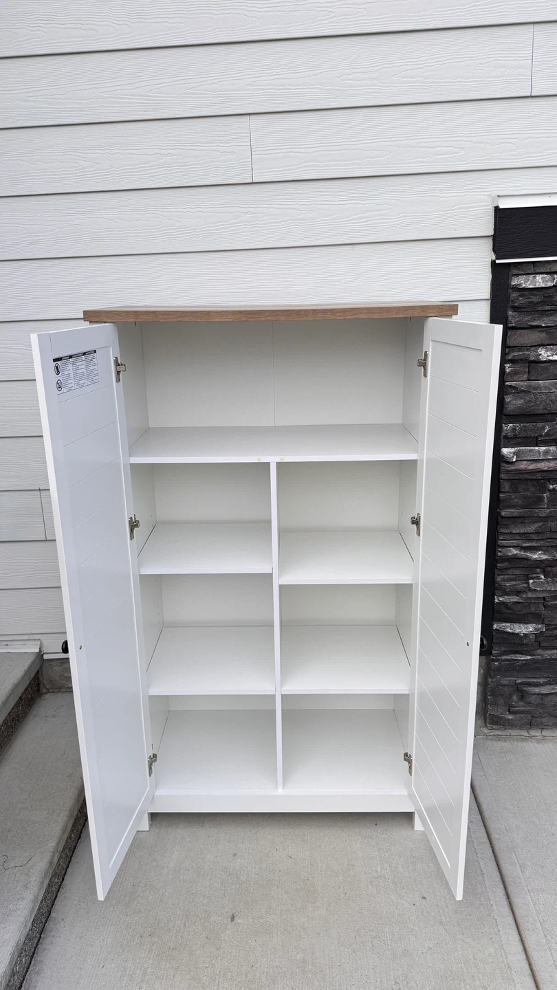 White cabinet with adjustable boards - photo 2