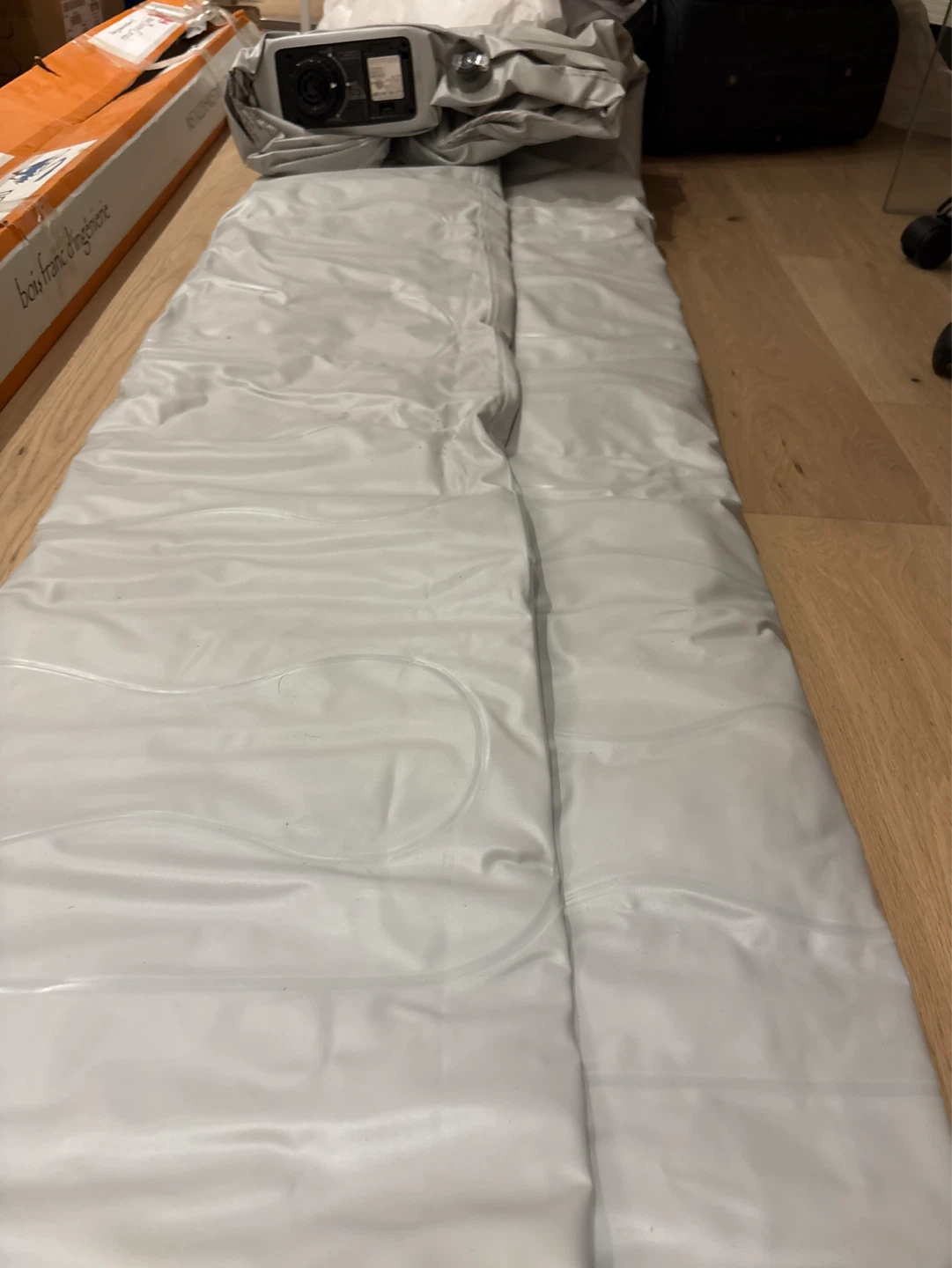 Queen size air mattress