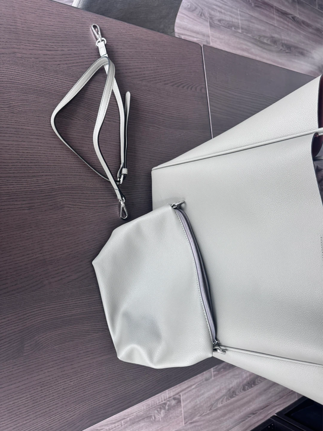 Grey Faux Leather Tote Bag with Pouch - photo 4