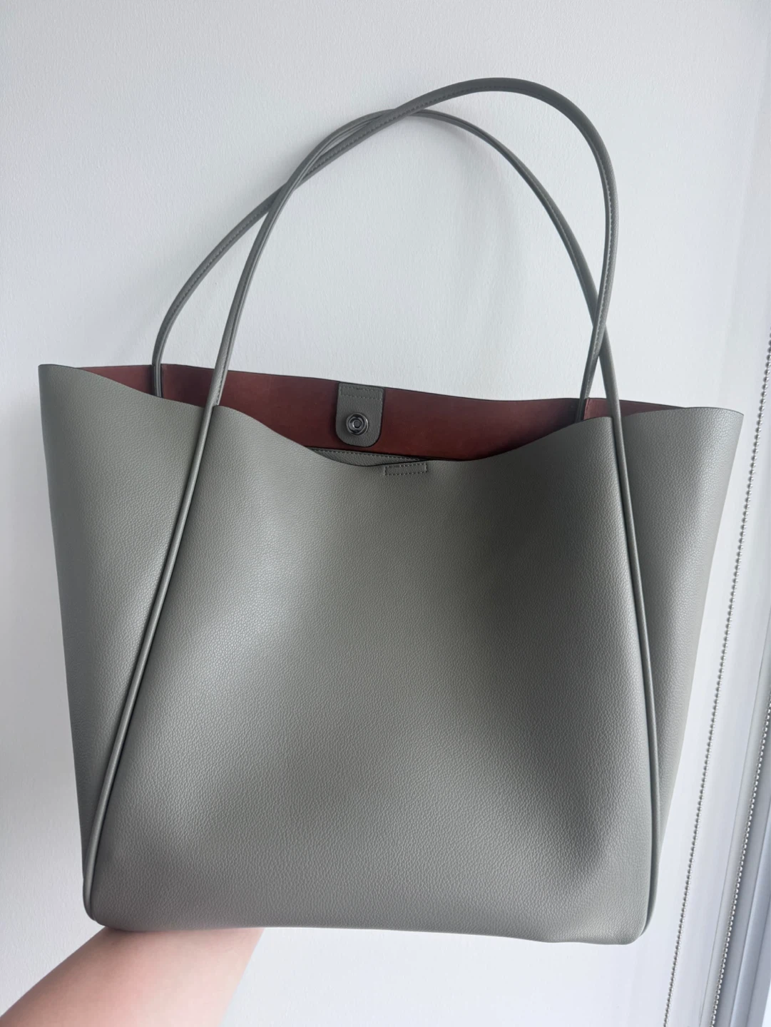Grey Faux Leather Tote Bag with Pouch