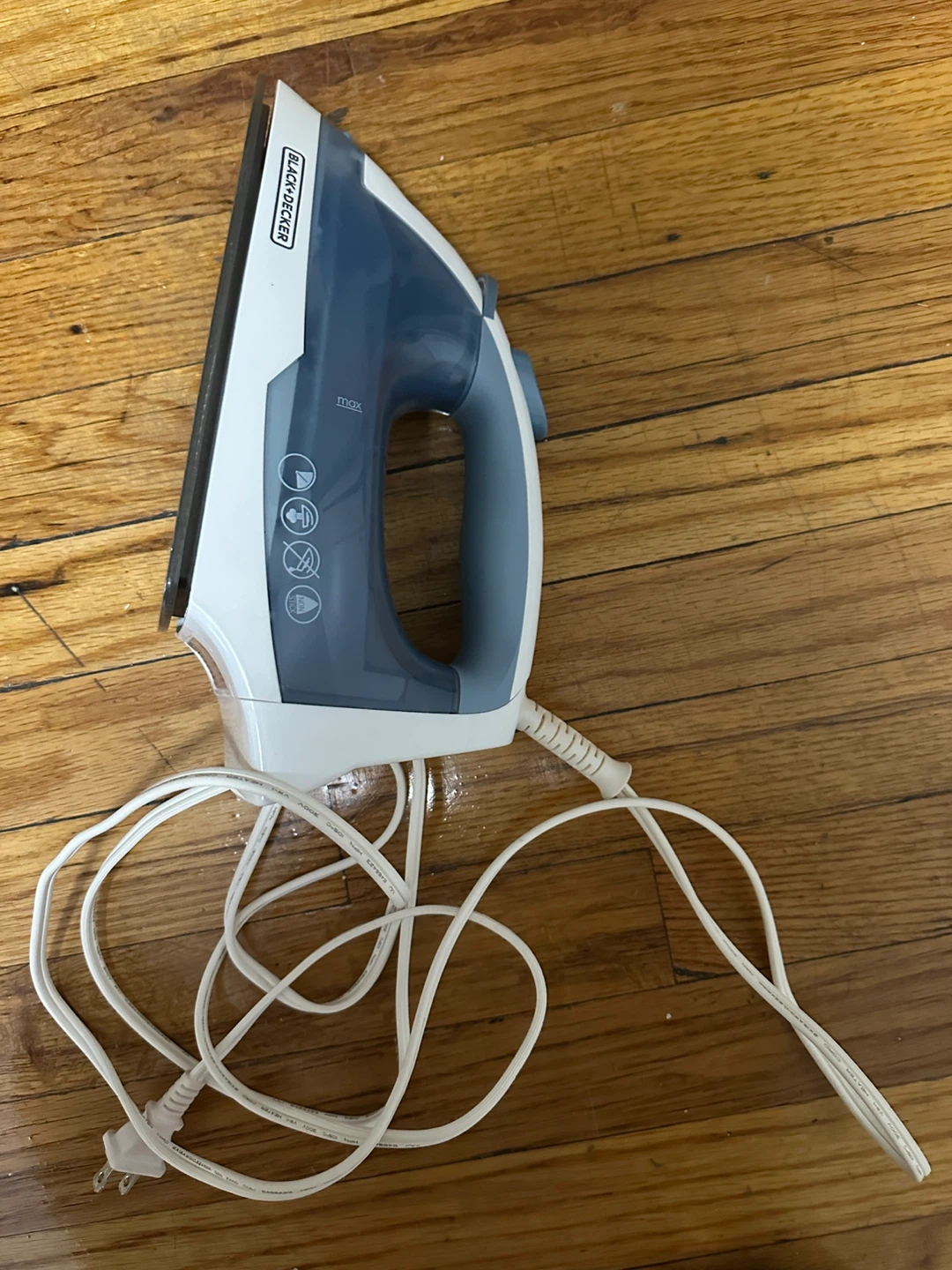Black+Decker Steam Iron