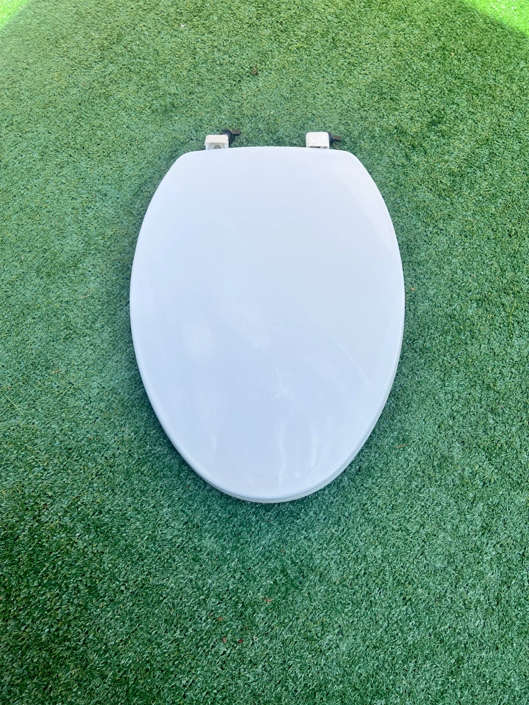 Kohler White Elongated Toilet Seat