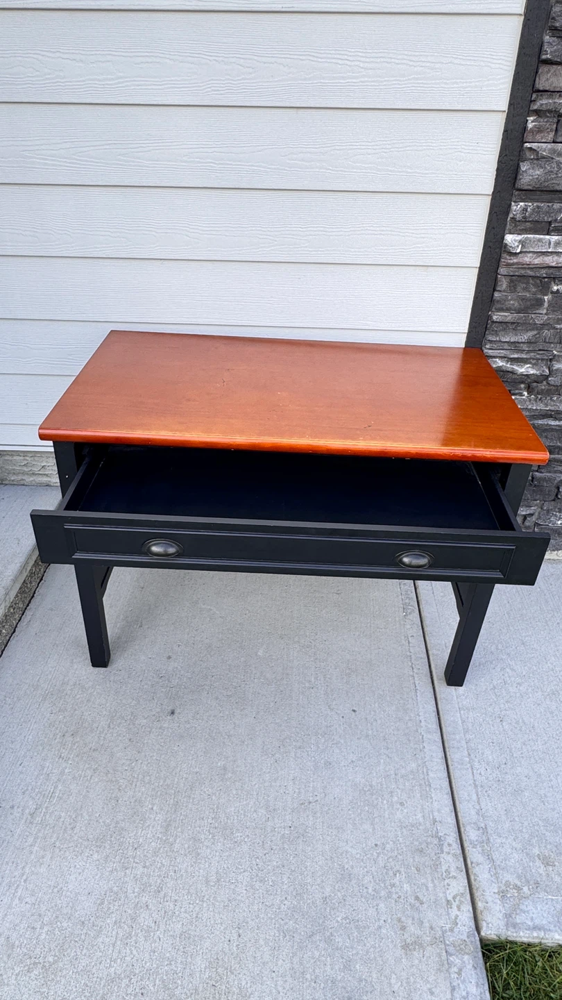 Wooden desk with drawer - photo 2