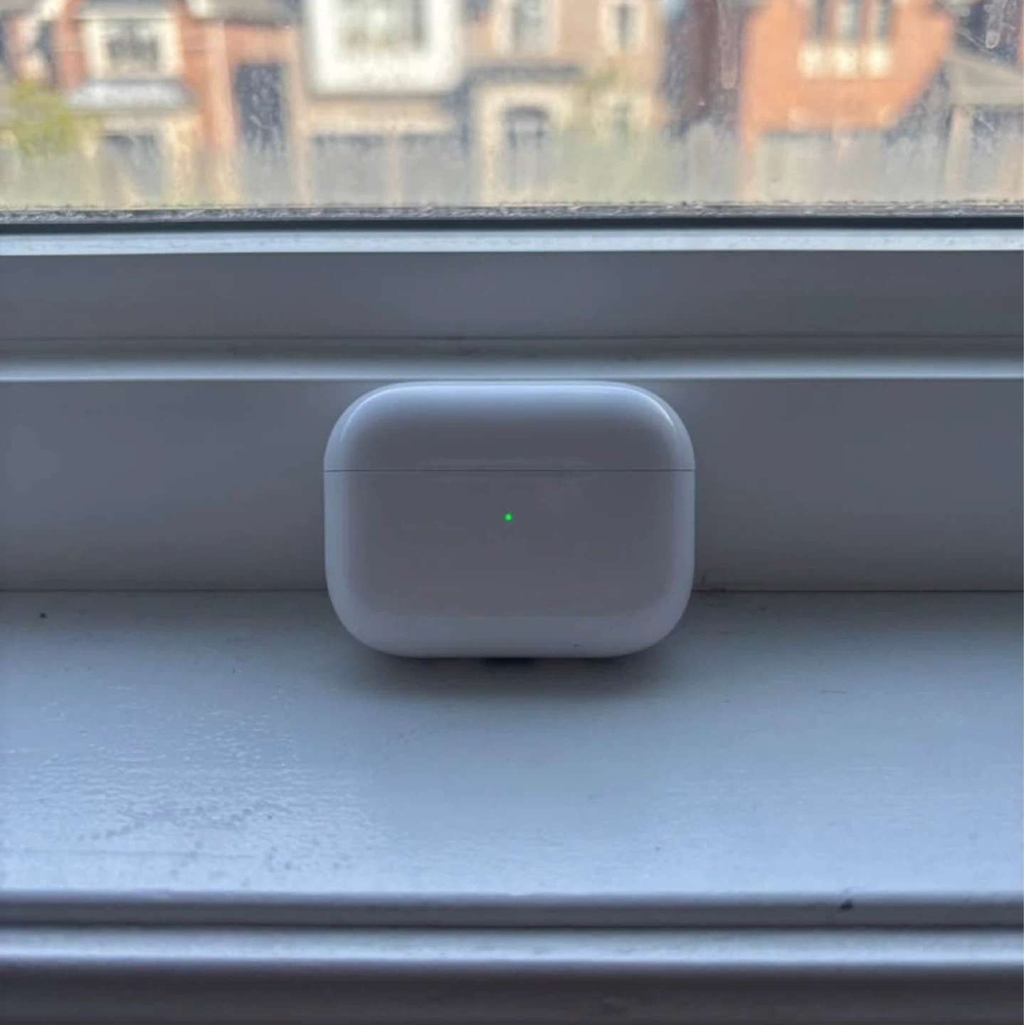 Apple AirPods Pro (2nd generation) with MagSafe Charging Case - photo 2