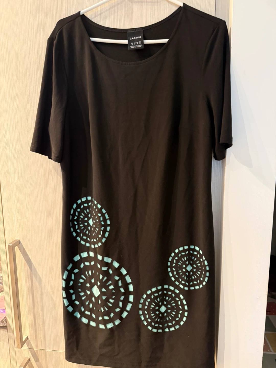 Cartise Black Dress with Cutout Design Size EU 42