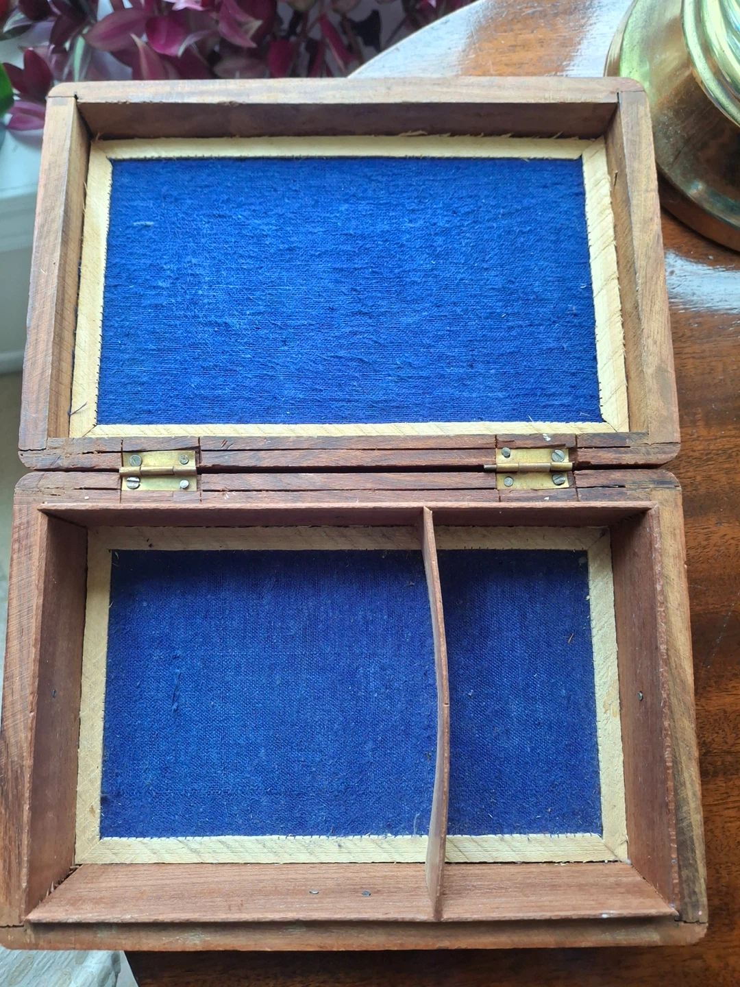 Carved wooden trinket box - photo 2