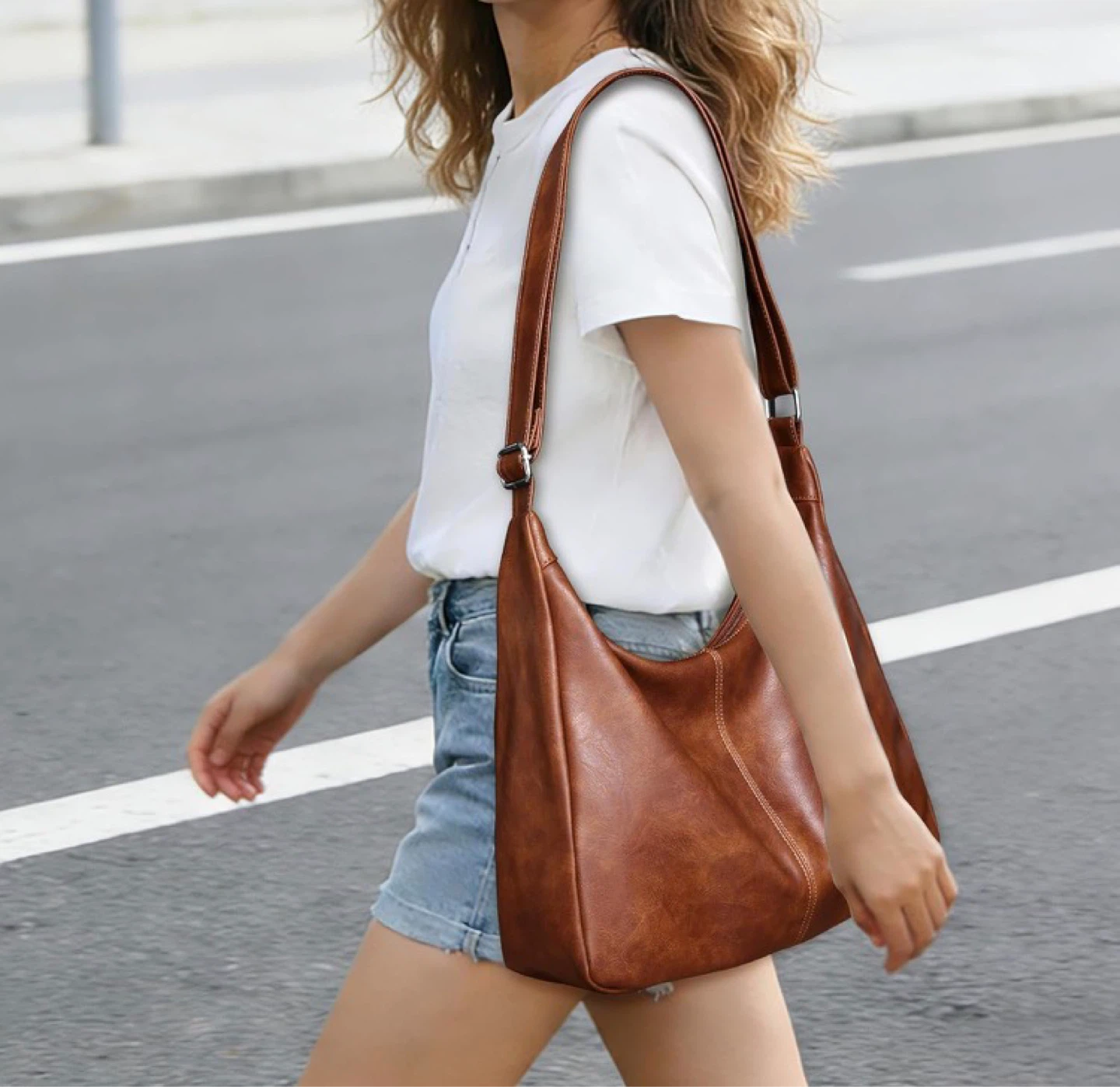 Brown Leather Hobo Shoulder Bag - Large Capacity - photo 2