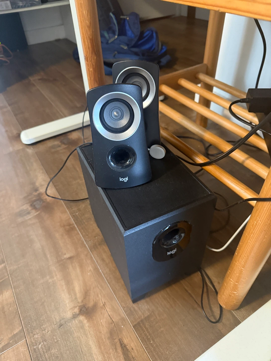 Logitech Stereo speakers🔊