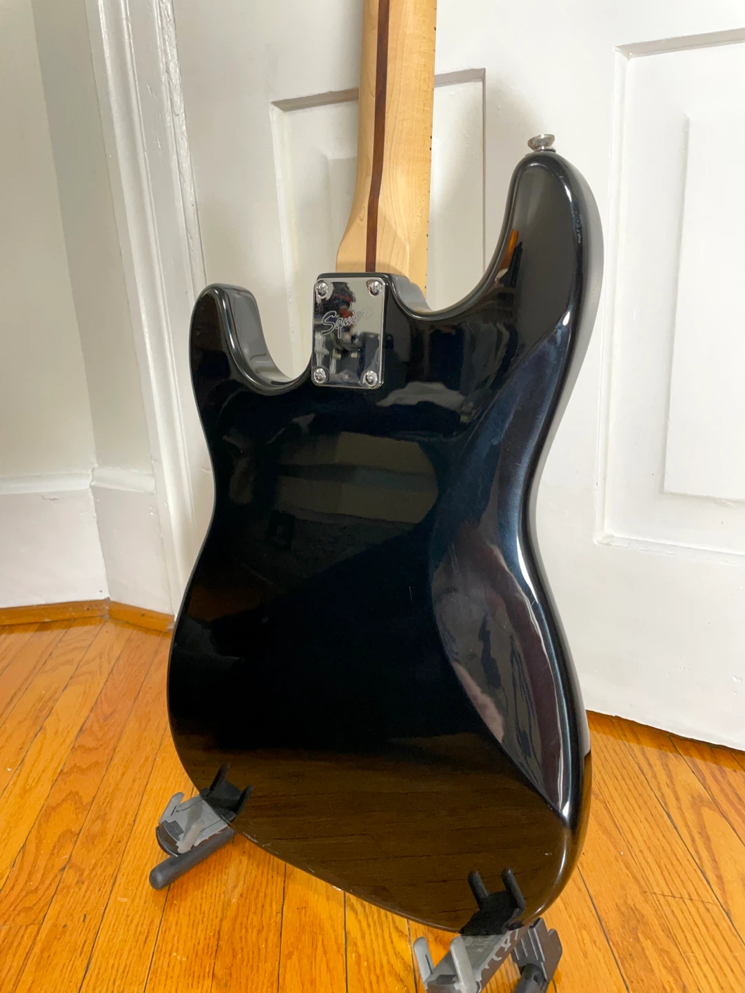 2005 Squier Black '51 Electric Guitar - photo 5