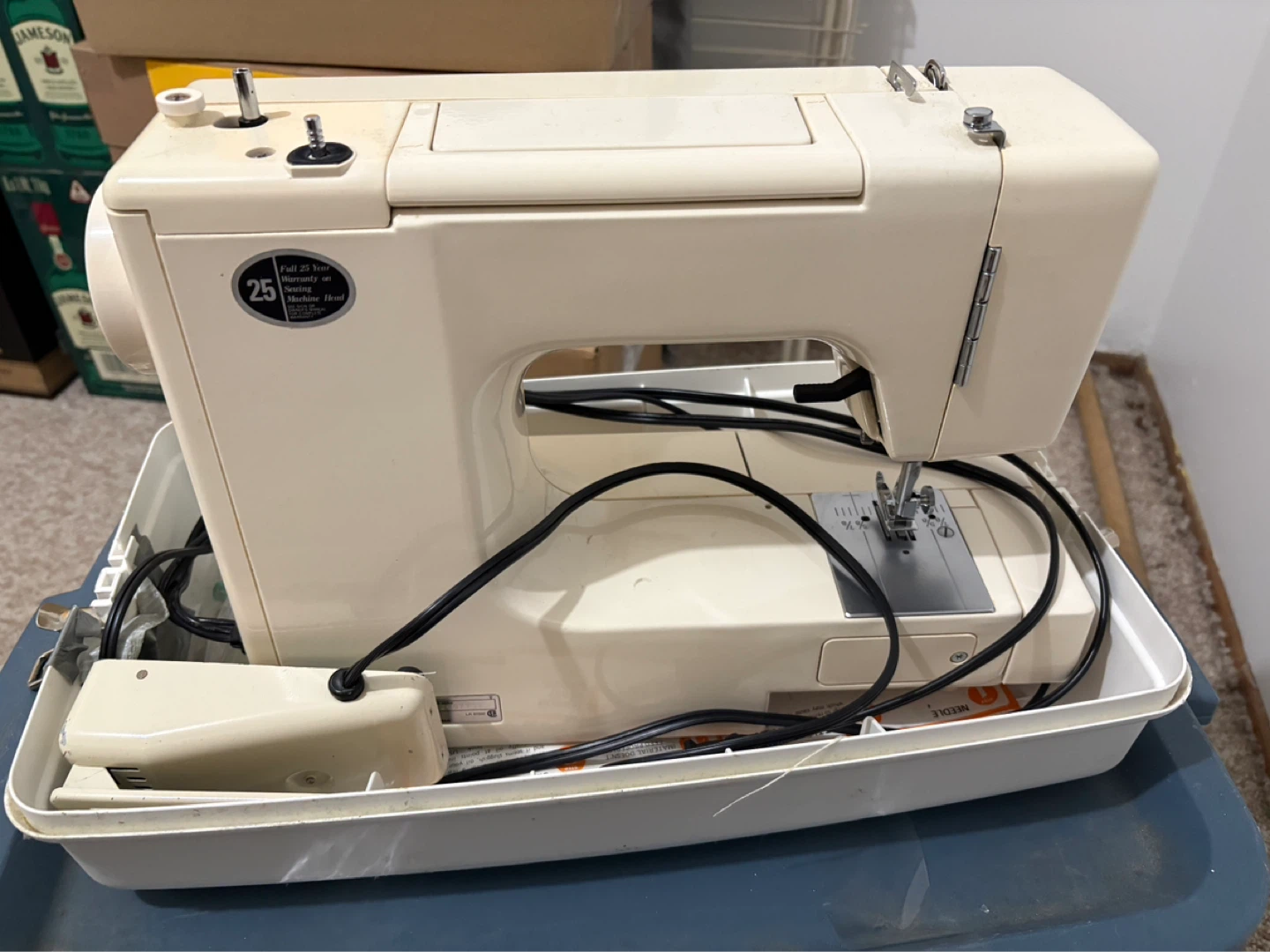 Kenmore 12 Stitch Sewing Machine - photo 3