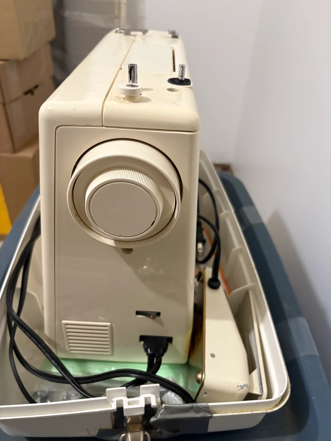 Kenmore 12 Stitch Sewing Machine - photo 2