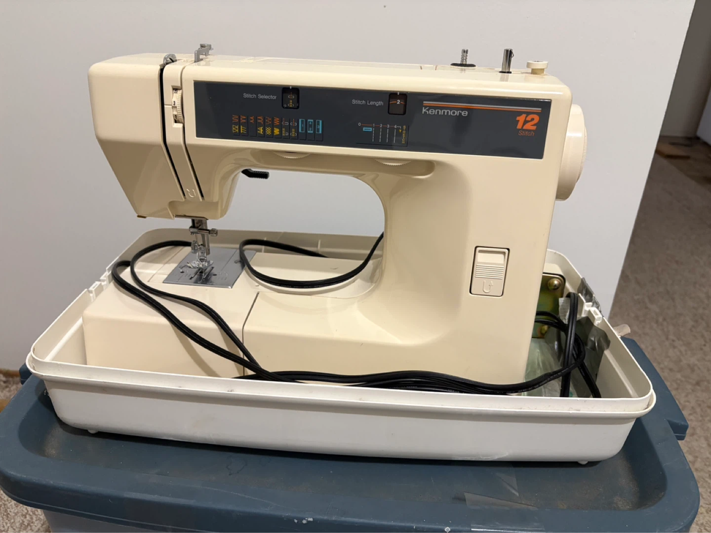 Kenmore 12 Stitch Sewing Machine