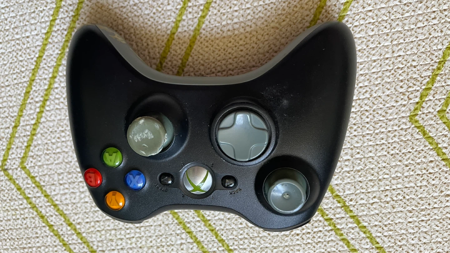 Xbox 360 Wireless Controller - photo 2