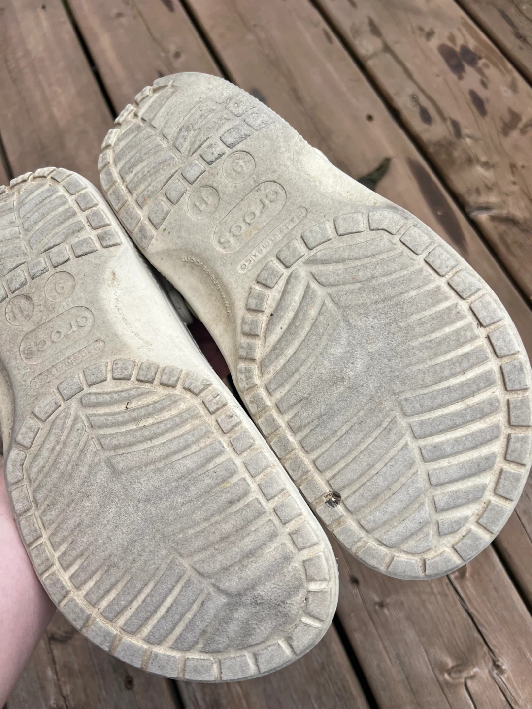 Mens Crocs Clogs - size 9 - photo 3