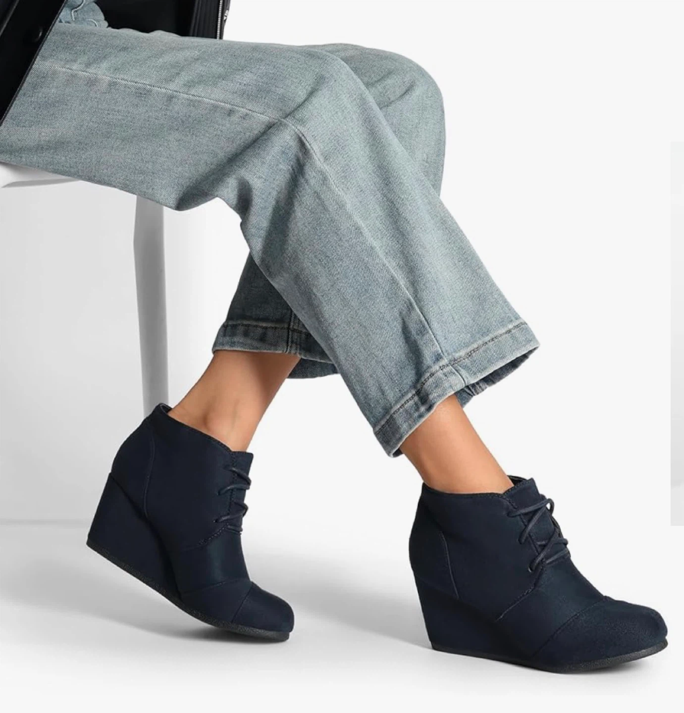 New Dream Pairs Navy Blue Wedge Ankle Boots - Size 9 - photo 4