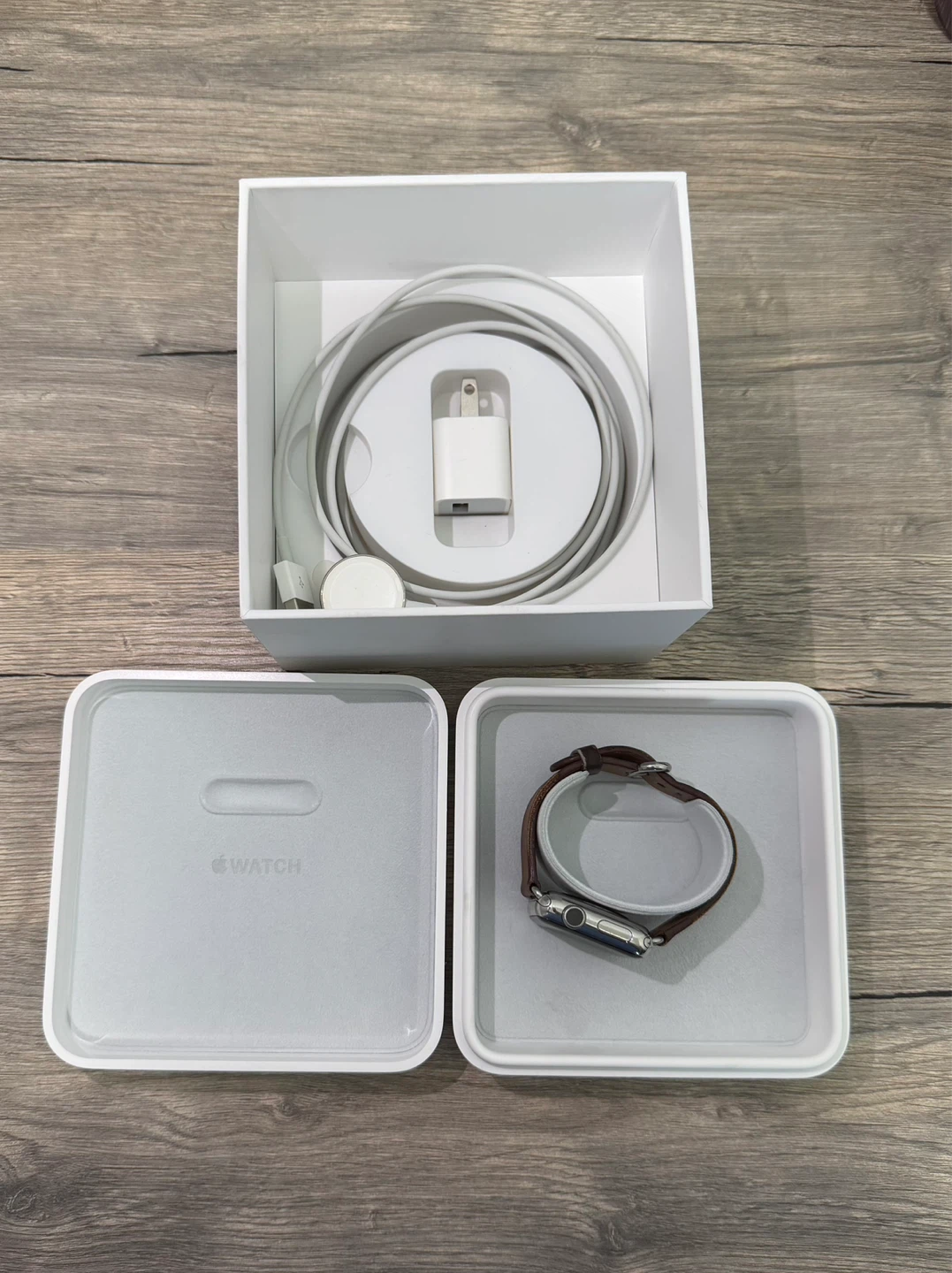 Apple Watch with Brown Leather Band - photo 3