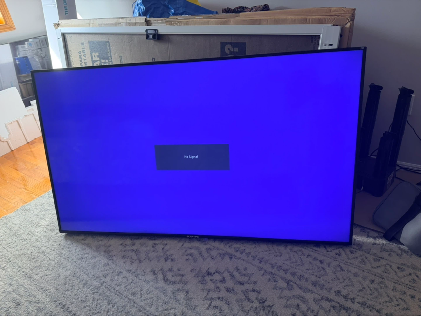 65” UHD 4K TV - photo 4