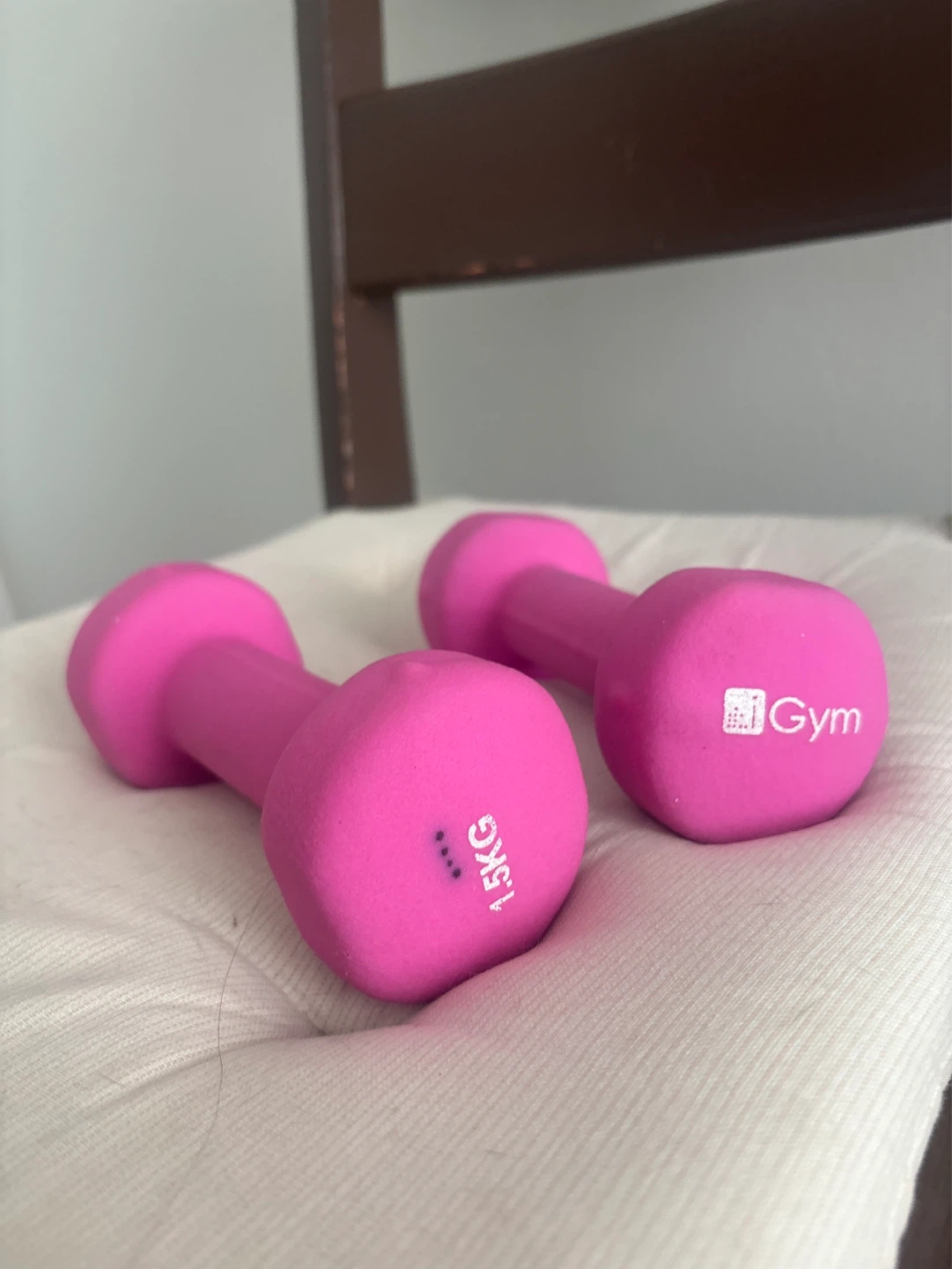 2 x 1.5KG Dumbbells - Pink - photo 2