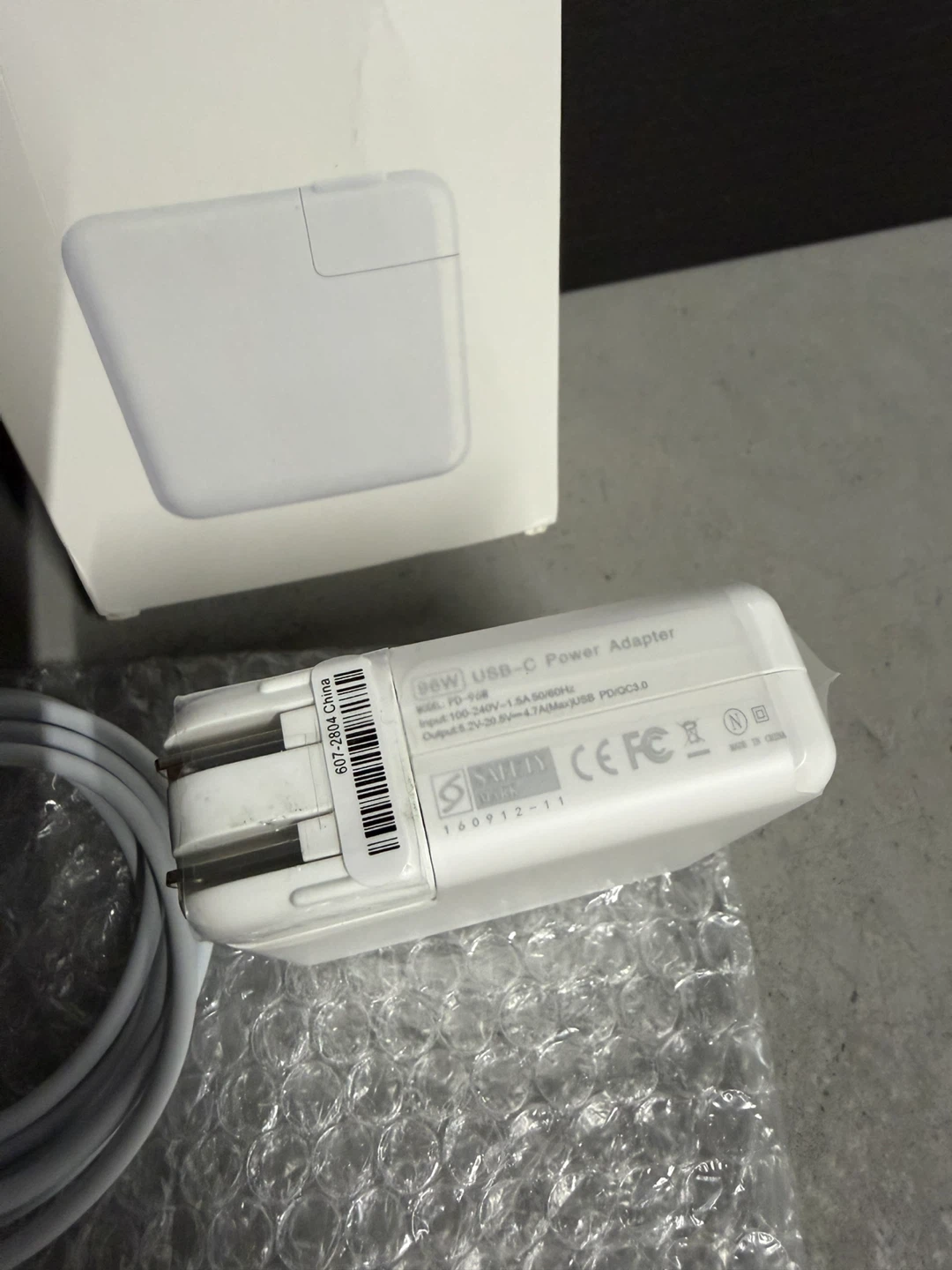 96W Mac Book air Charger, - photo 2
