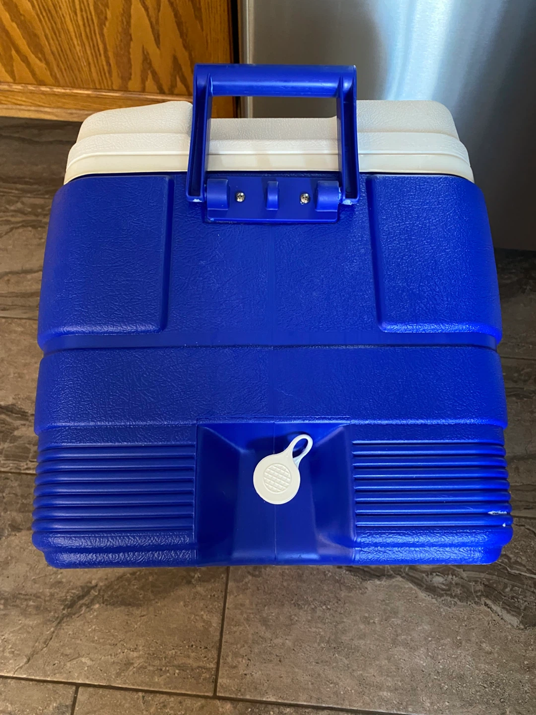 IGLOO Legend 54 Cooler with Ruler Lid - photo 3