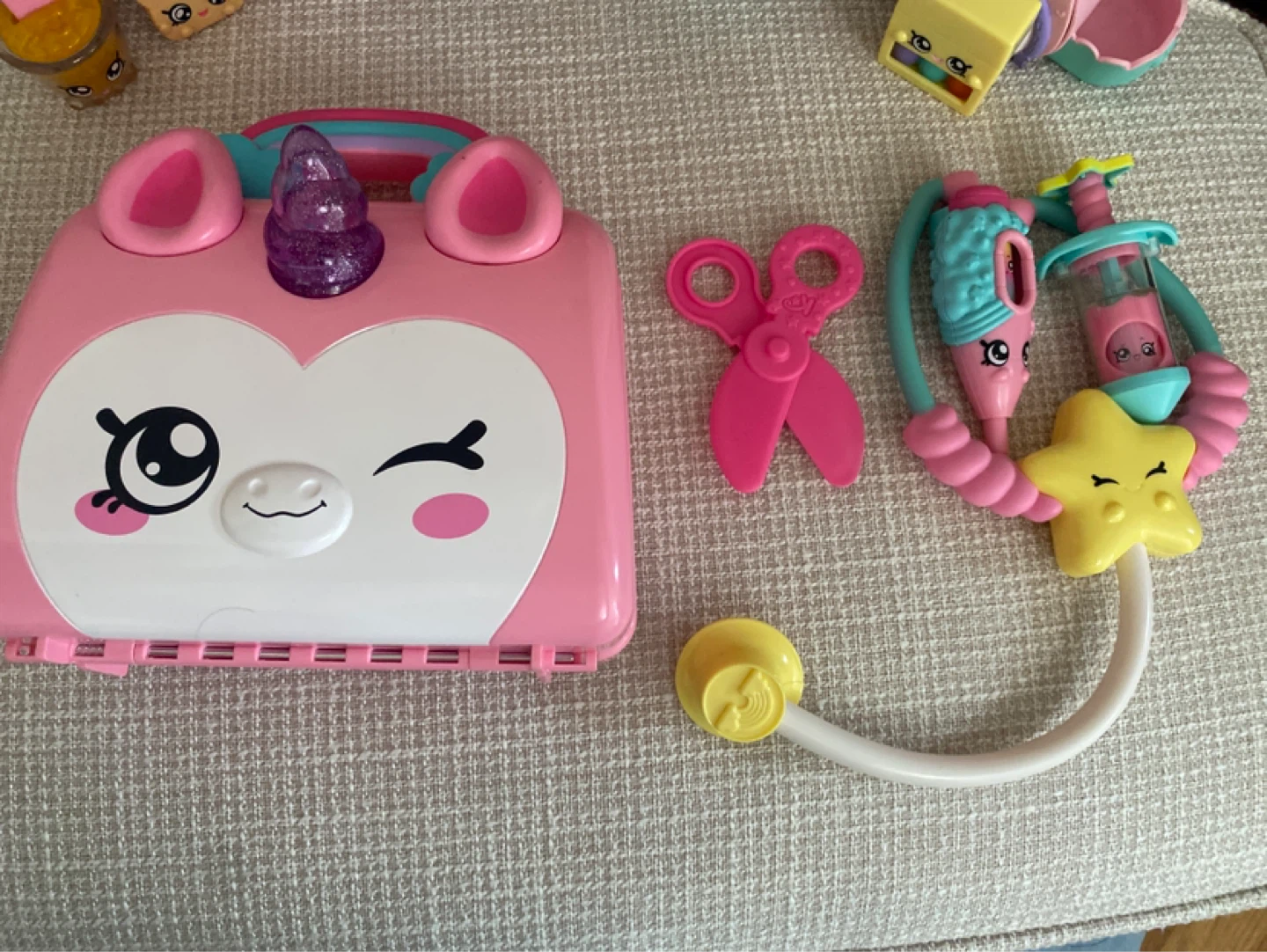 Kindi Kids Scented Sisters Doll Bundle - photo 3