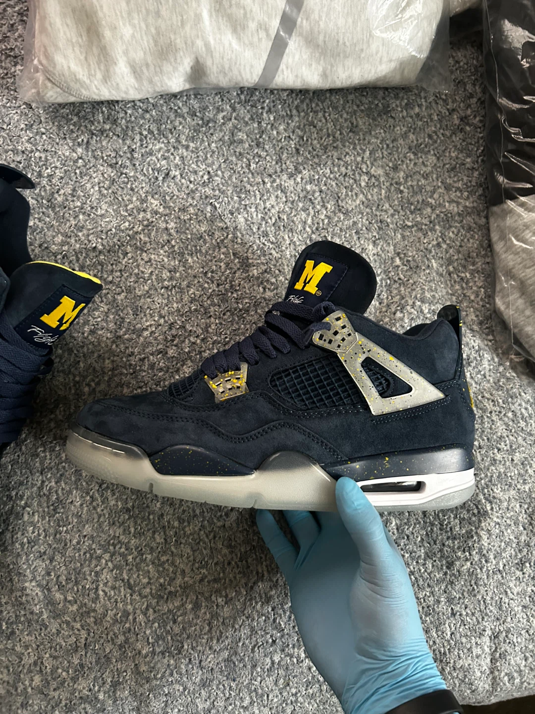 Air Jordan 4 "Michigan Wolverines" Navy/Yellow - photo 2