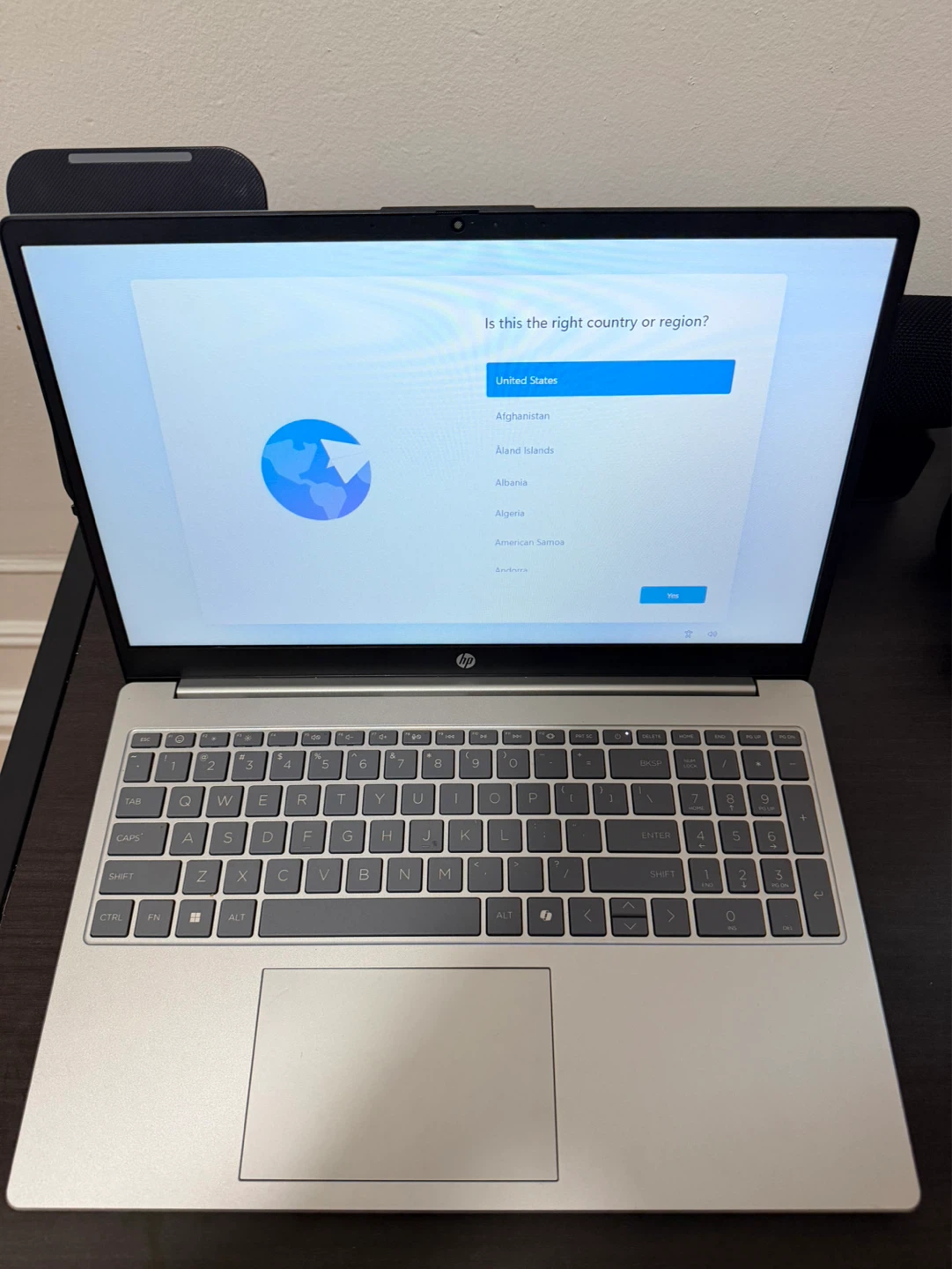 HP LAPTOP 15” WINDOWS 11 (8GB RAM/128GB) $139