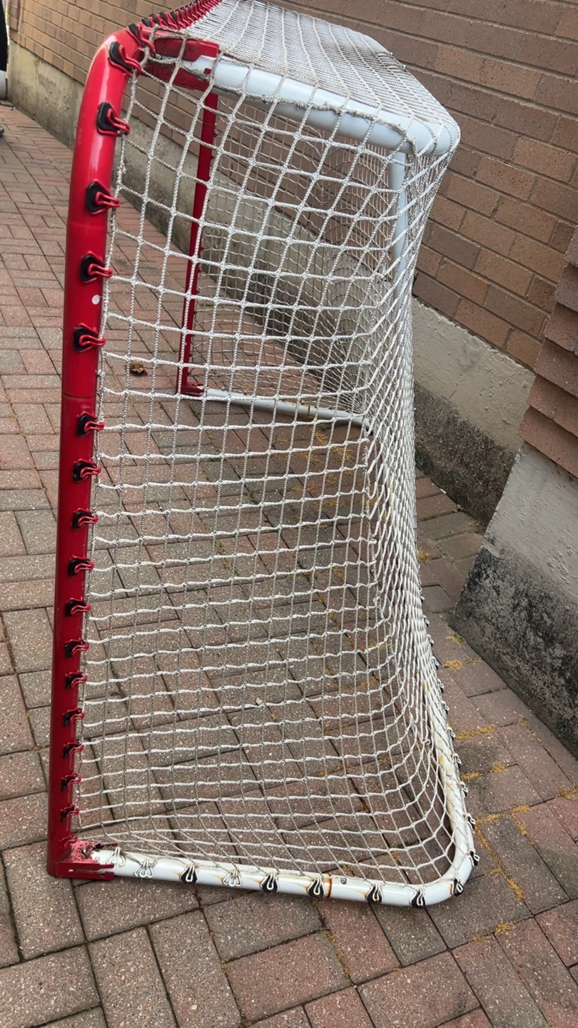 full-size foldable Bauer Hockey Net - photo 4