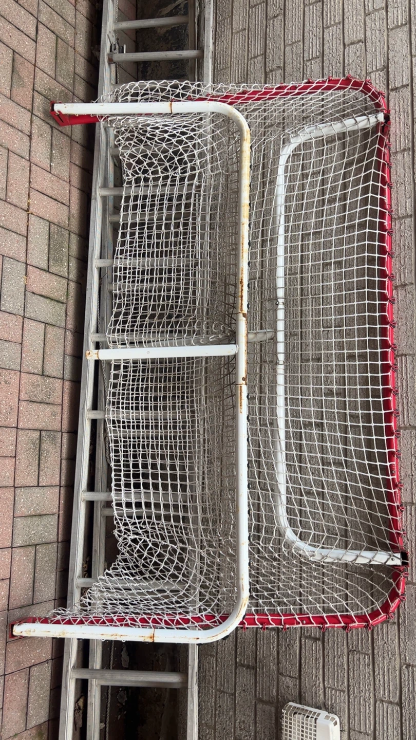 full-size foldable Bauer Hockey Net - photo 2