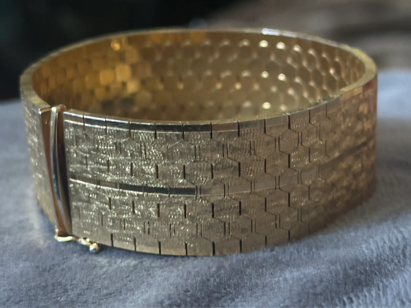 Italian Modernist wide gold plated bracelet - photo 3