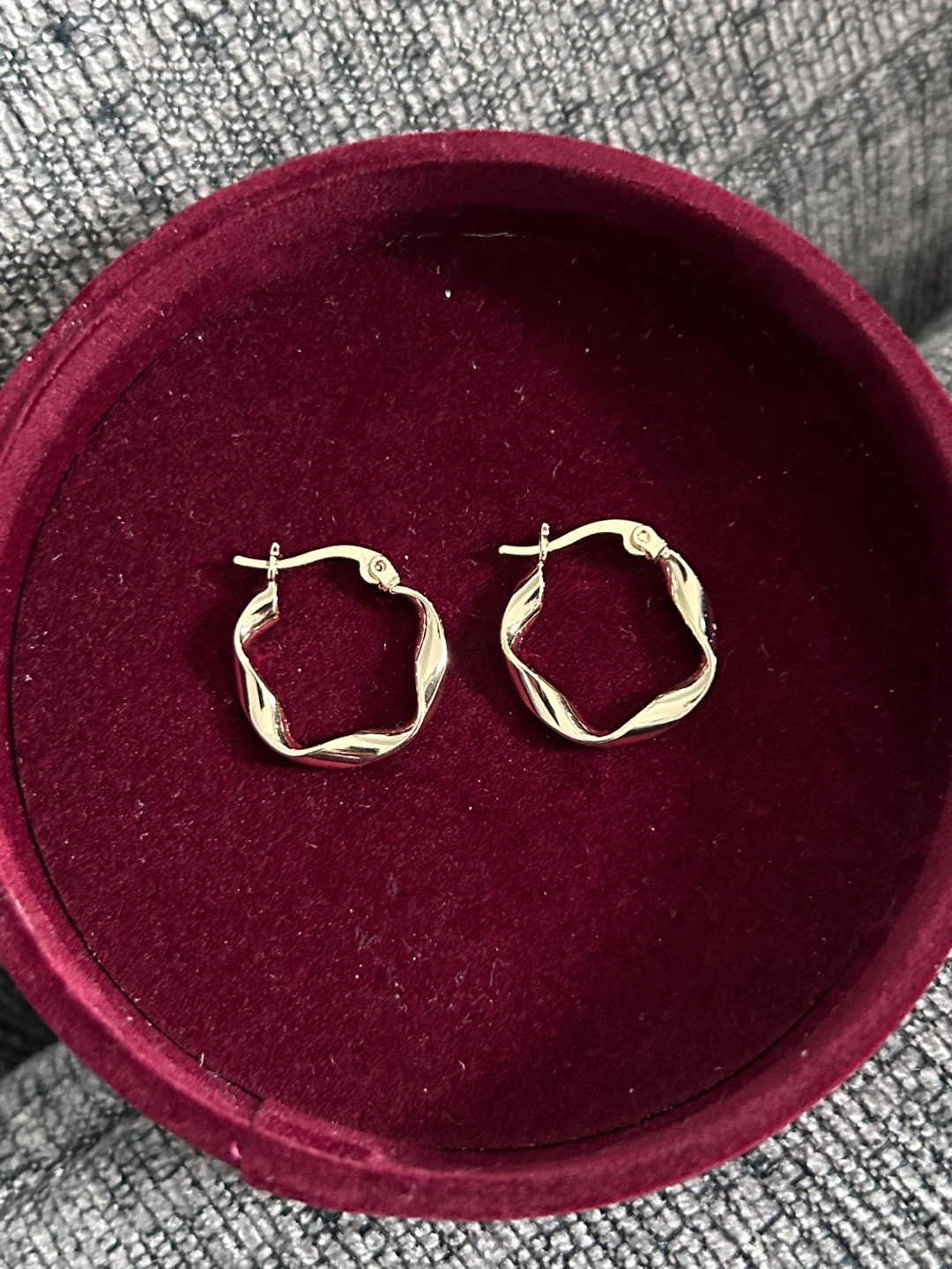 TGNEL Twisted Hoop Earrings - photo 2