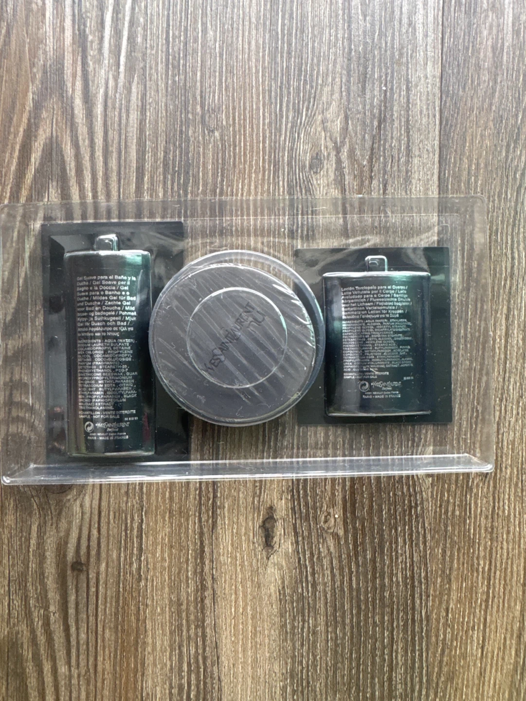 Yves Saint Laurent Nu Gentle Bath and Shower Gel Sample - photo 5