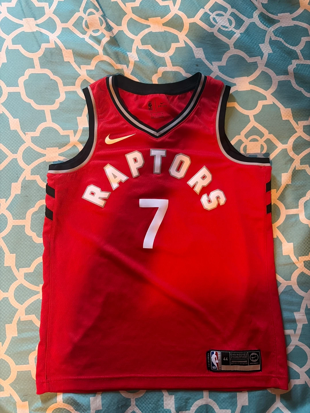 Toronto Raptors Kyle Lowry #7 Nike Swingman Jersey