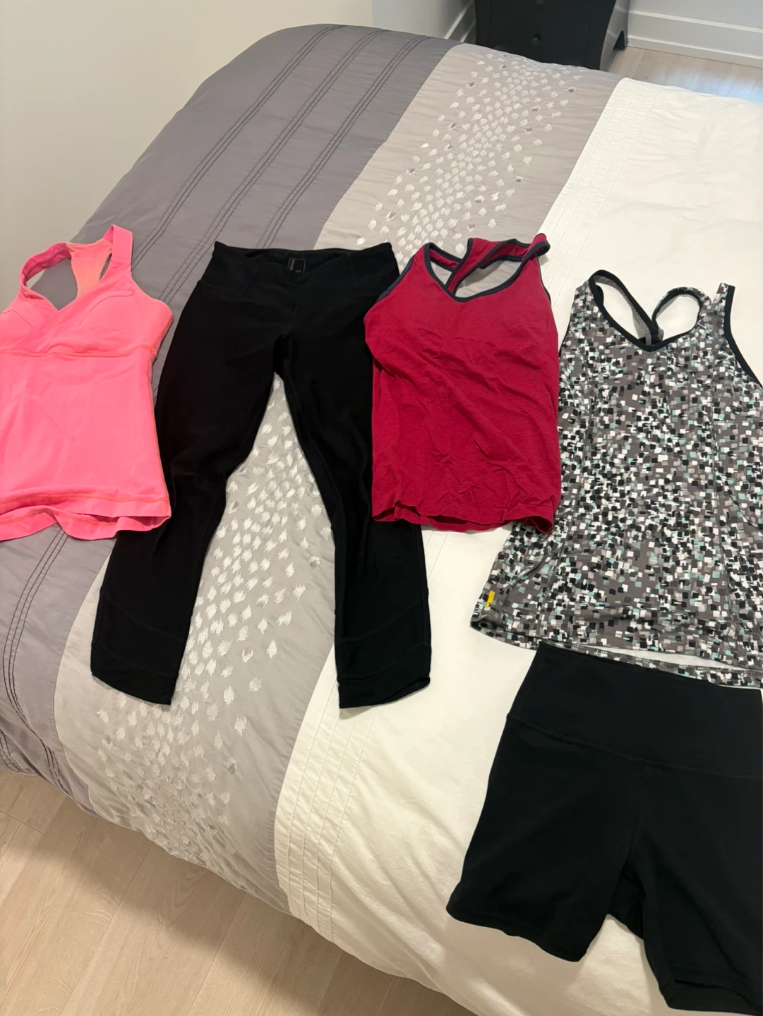Lululemon & Lole Athletic Wear Bundle