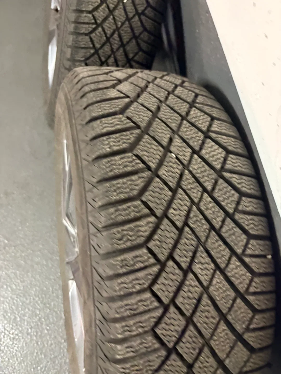Volkswagen Taos OEM Tires & Alloy Rims — 215/55R17 — Like New - photo 4