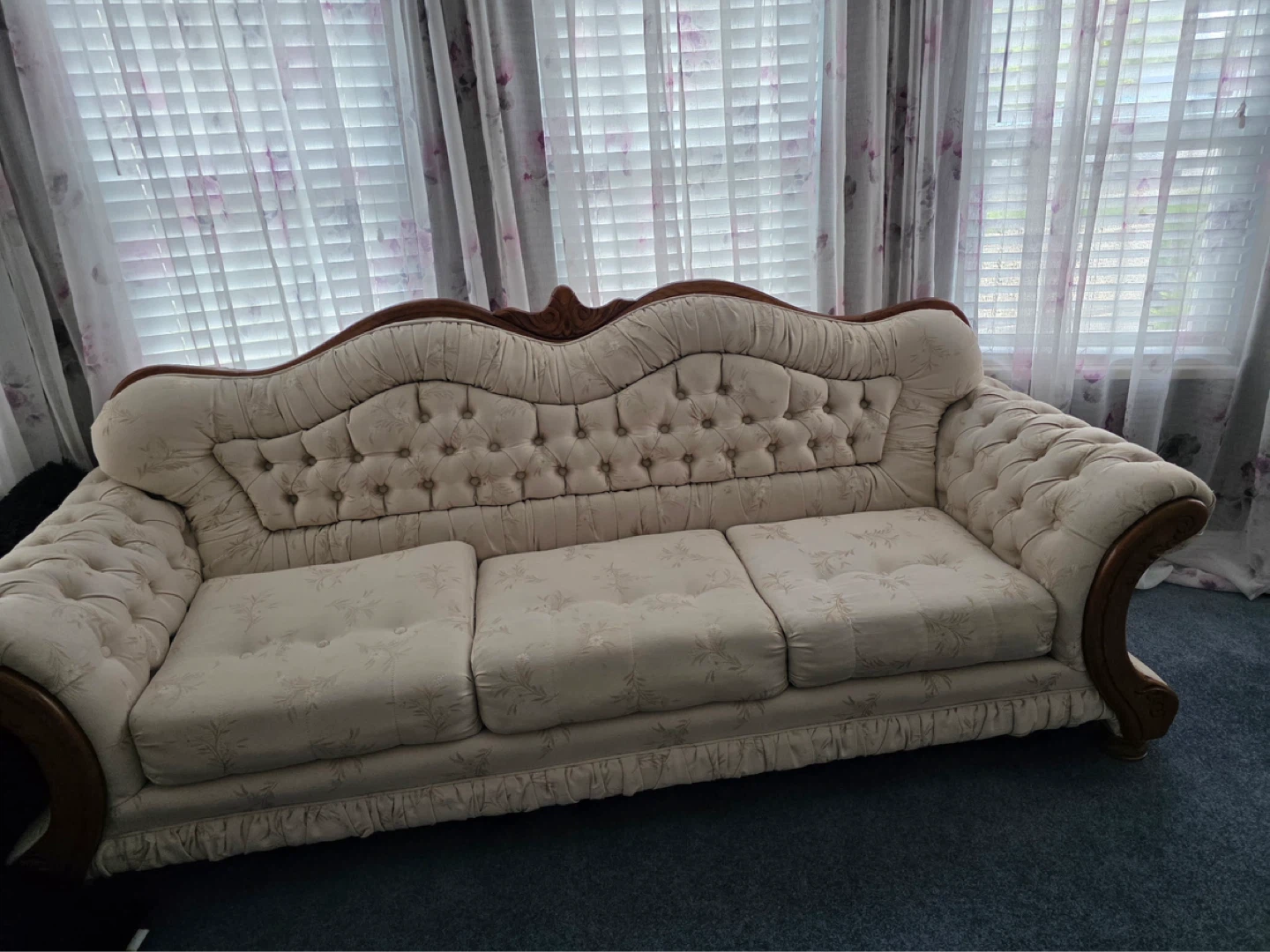 Vintage Tufted Armchair - Cream Floral