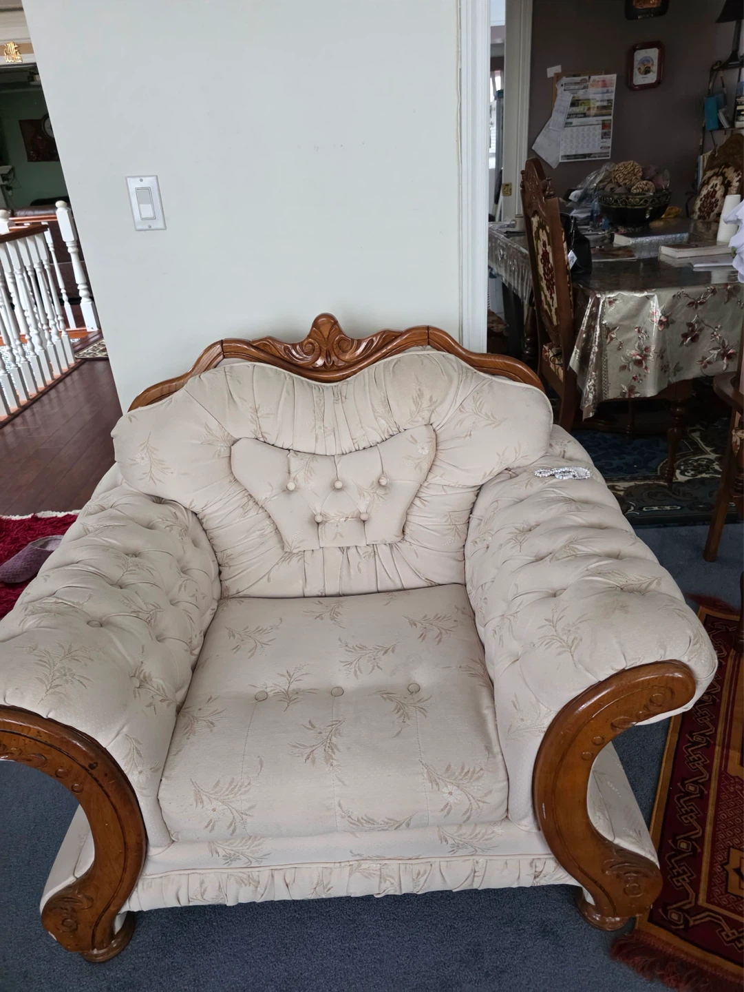 Vintage Tufted Armchair - Cream Floral - photo 3