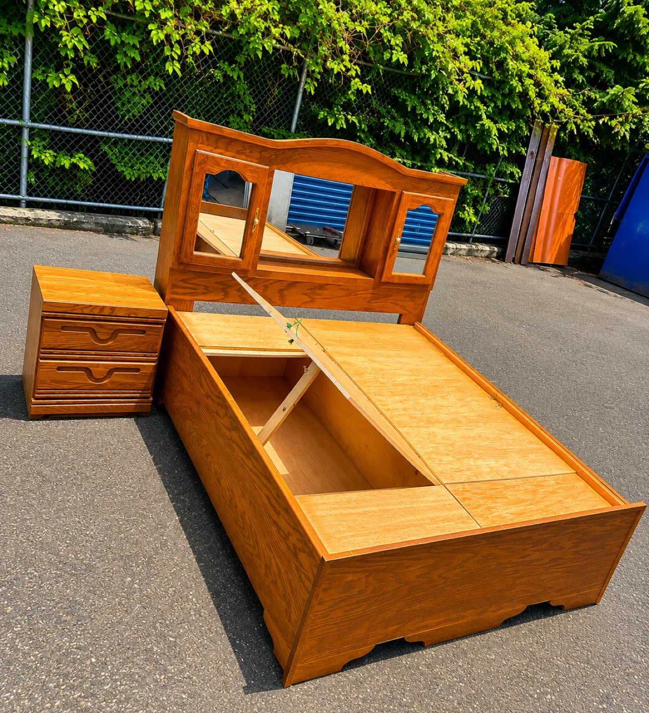Queen size box bed ( delivery available)