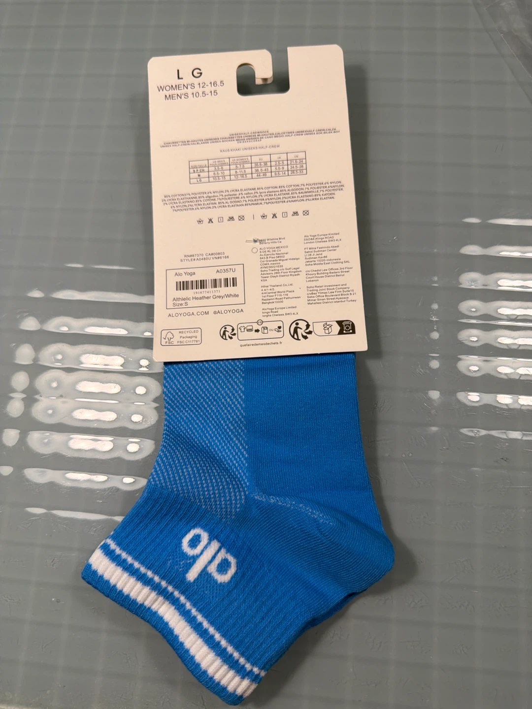 Alo Yoga Unisex Half-Crew Socks - photo 2