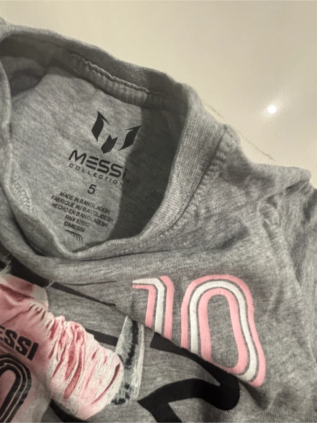 Messi Collection T-Shirt. Child Size 5. Excellent Used Condition - photo 2