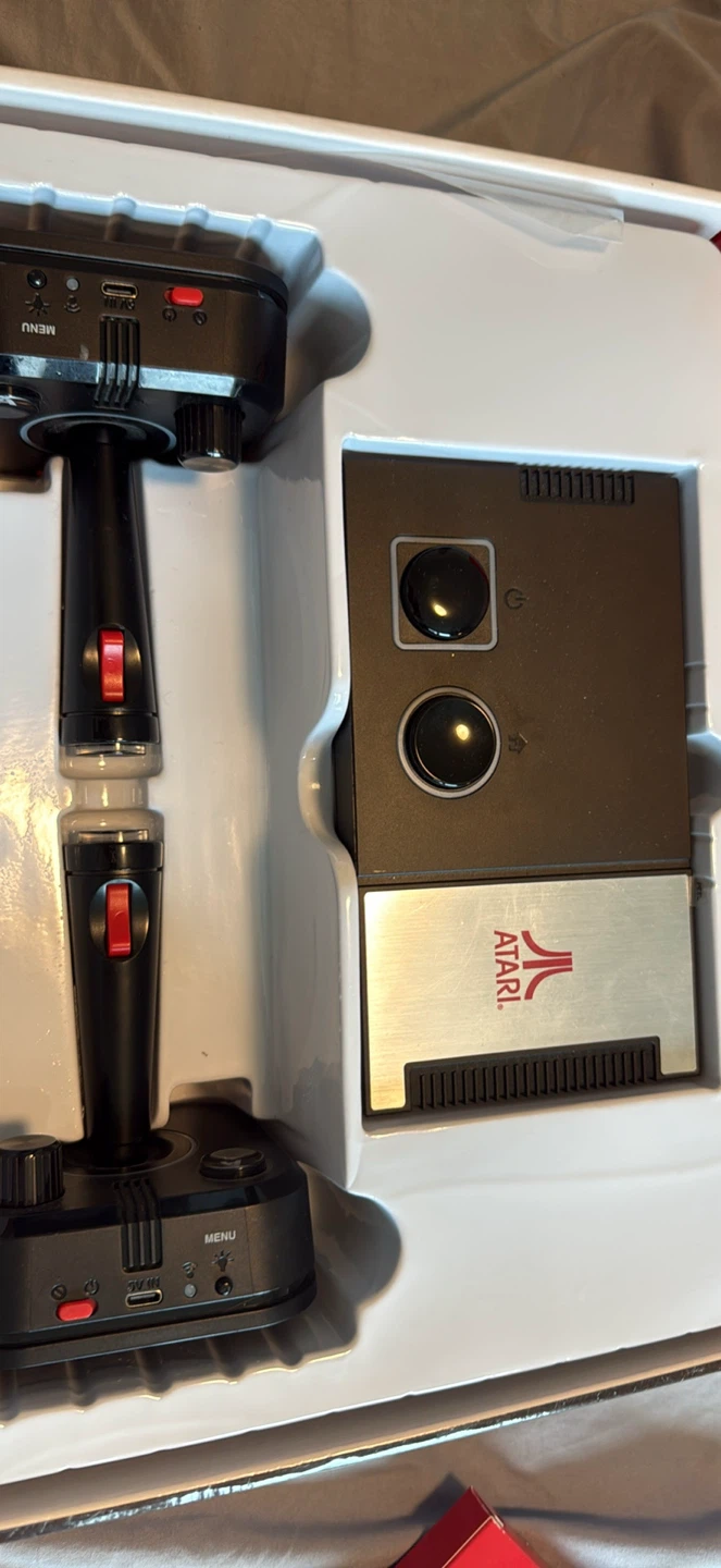 Atari 200+ Video Games Joystick & Console - photo 2