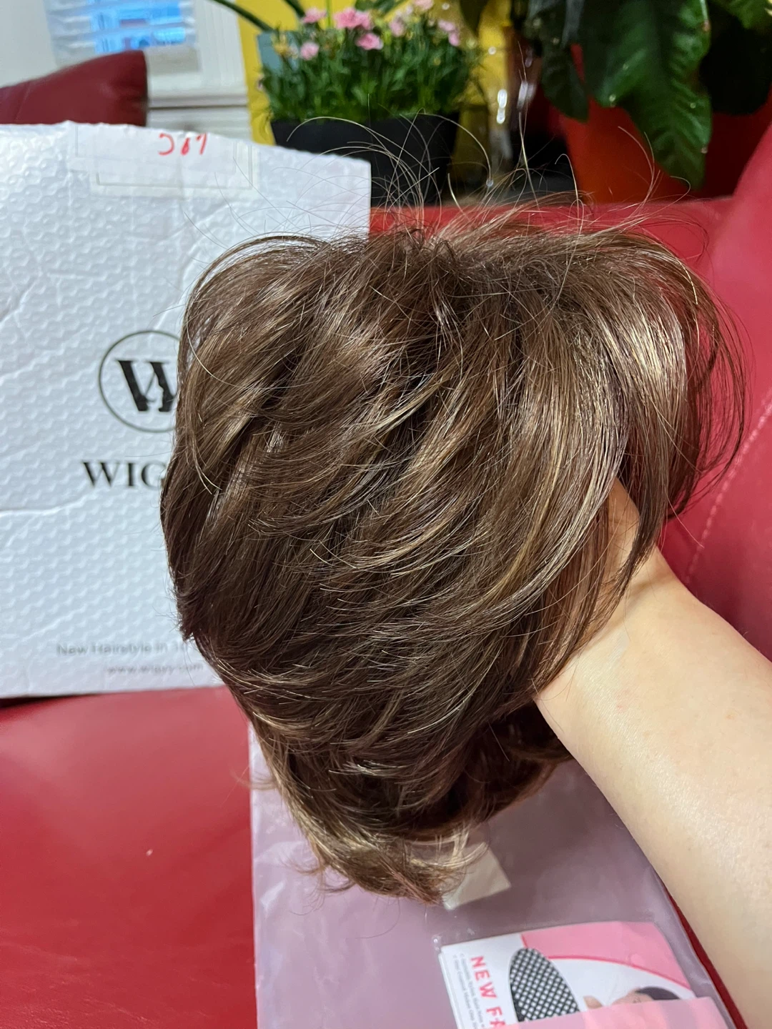 Wiggyy Wig - Brown/Blonde Highlights - photo 3