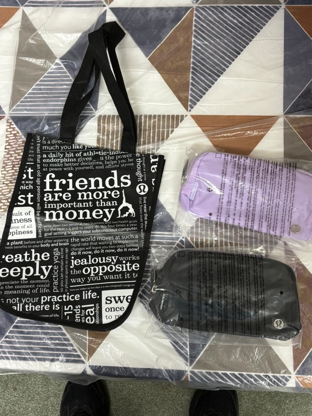 3x Lululemon Belt Bag Set - Black and Lavender